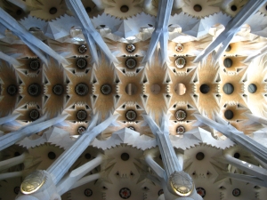 Sklepienie Sagrada Familia