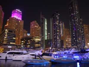Dubai Marina nocą