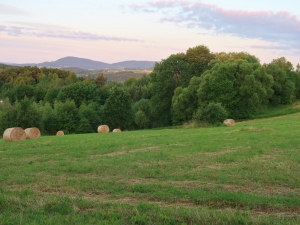 Widok znad Bobowej o poranku