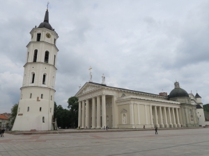 Bazylika archikatedralna św. Stanisława i św. Władysława