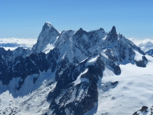Widok z Aiguille du Midi